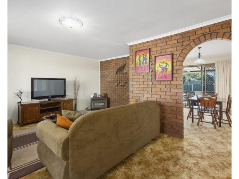 21 Cambridge Street, Harristown QLD 4350