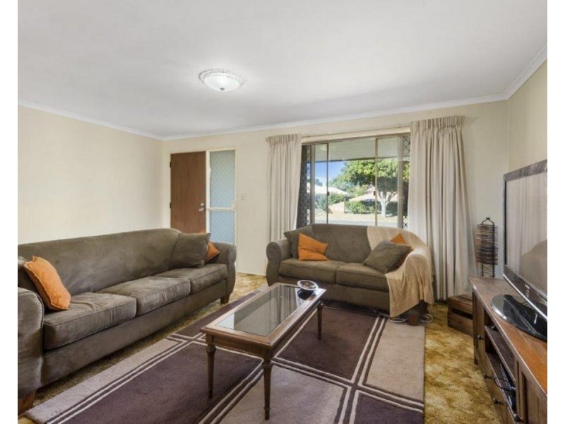 21 Cambridge Street, Harristown QLD 4350