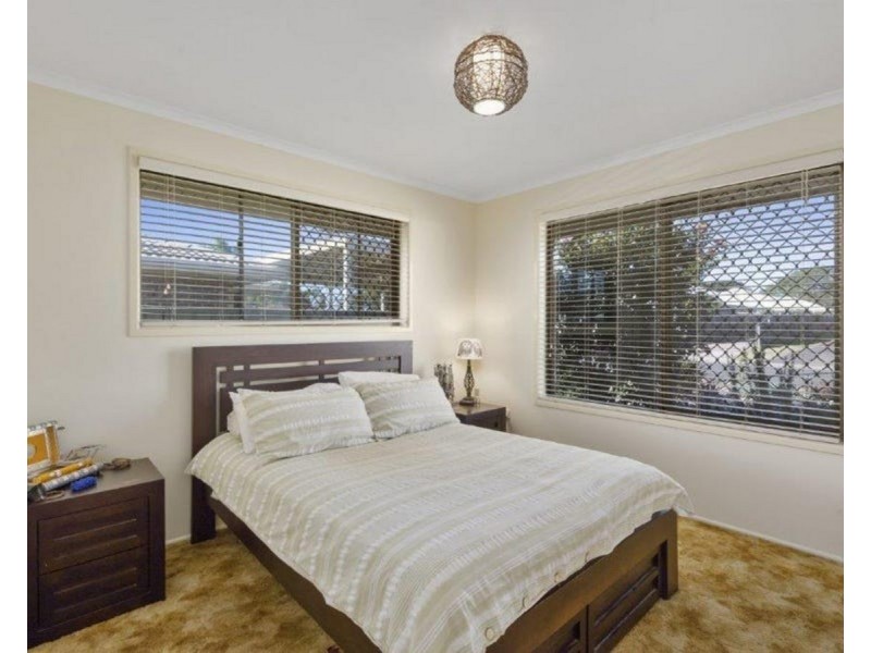 21 Cambridge Street, Harristown QLD 4350