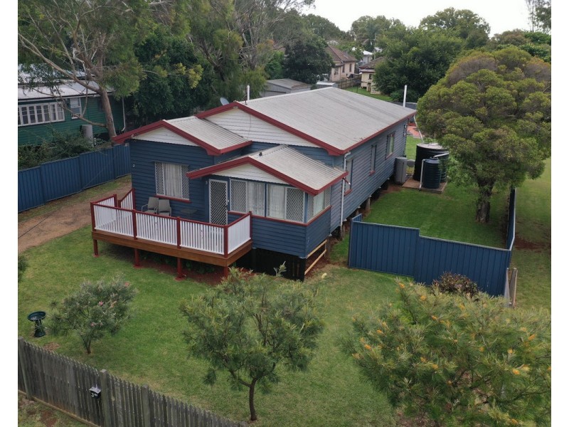 3 Hillside Street, Newtown QLD 4350