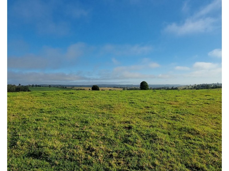 9 Dioths Road, Upper Yarraman QLD 4614