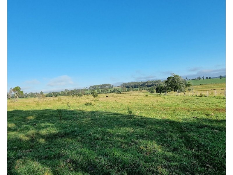 9 Dioths Road, Upper Yarraman QLD 4614