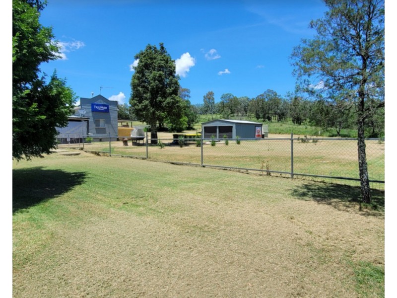 3 Munro Street, Cooyar QLD 4402