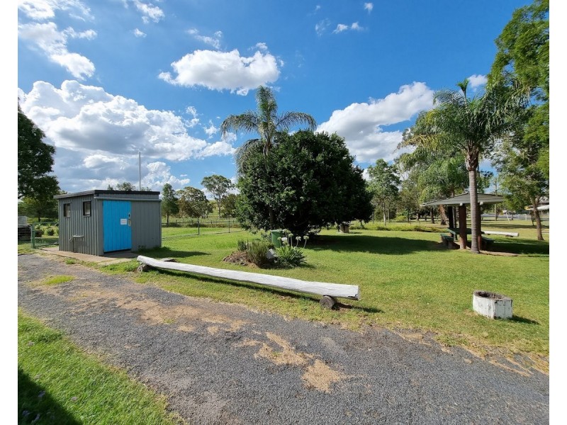 3 Munro Street, Cooyar QLD 4402
