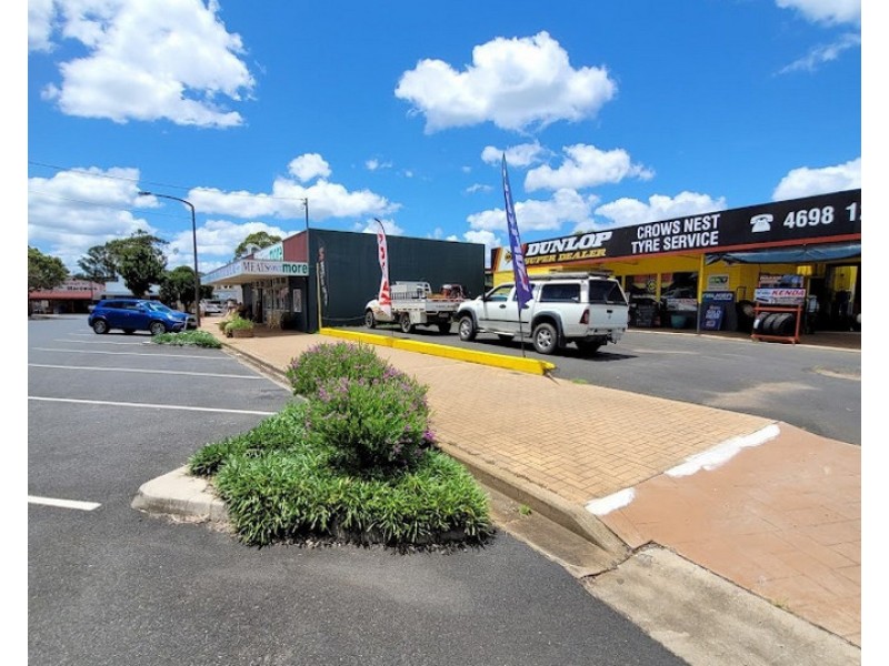 10 Charlotte Street, Crows Nest QLD 4355