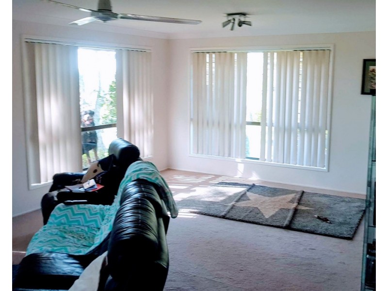 7 Cooper Road, Glenvale QLD 4350