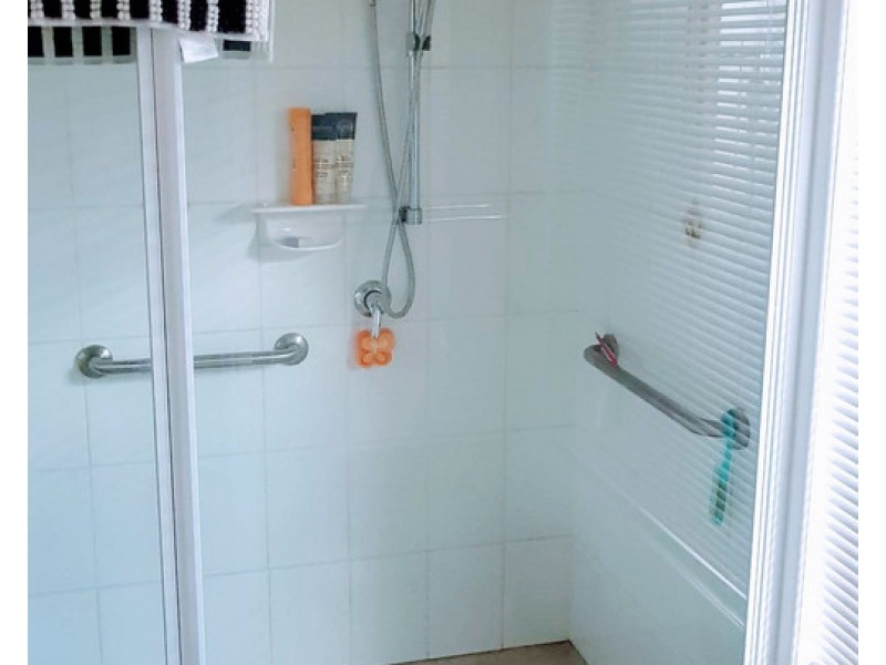 7 Cooper Road, Glenvale QLD 4350