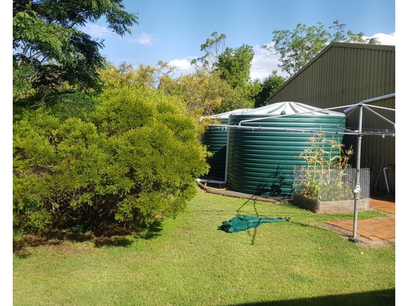 7 Cooper Road, Glenvale QLD 4350