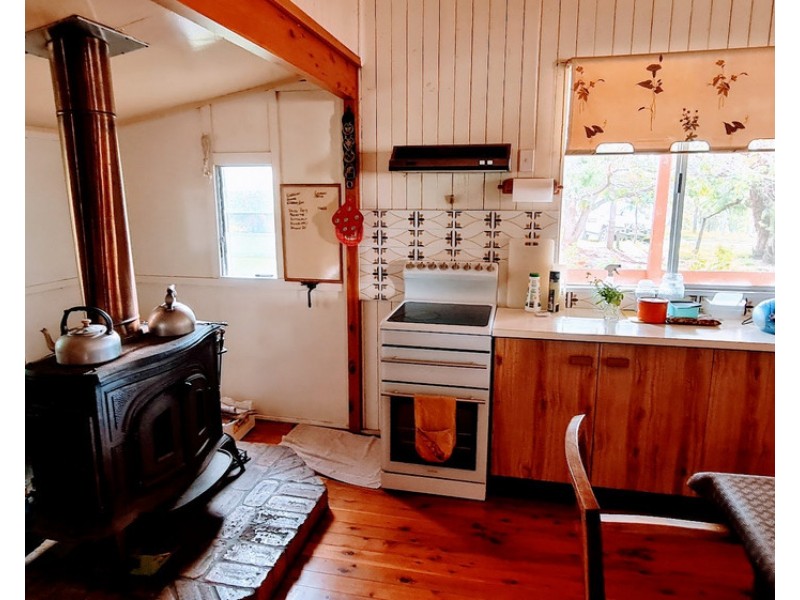 5490 Oakey Cooyar Road, Wutul QLD 4352