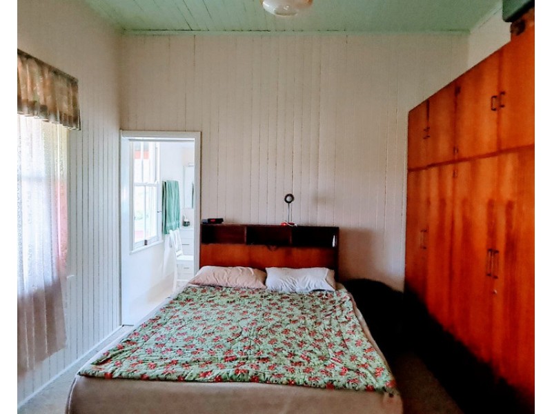 5490 Oakey Cooyar Road, Wutul QLD 4352