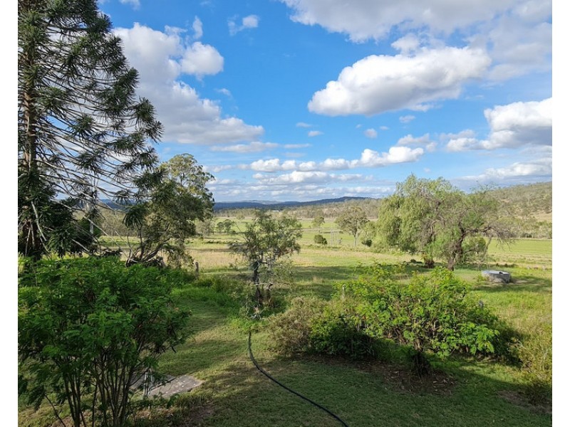 5490 Oakey Cooyar Road, Wutul QLD 4352