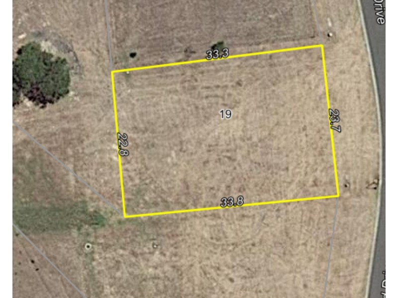 19 Parkland Drive, Crows Nest QLD 4355
