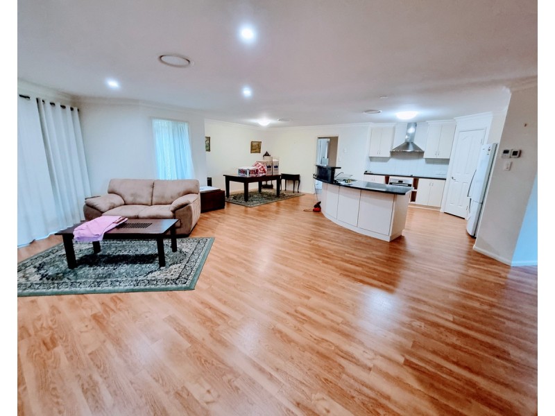 21 Charmaine Court, Kleinton QLD 4352