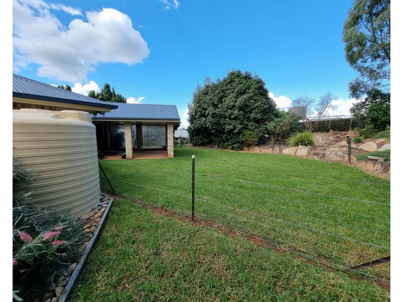 21 Charmaine Court, Kleinton QLD 4352