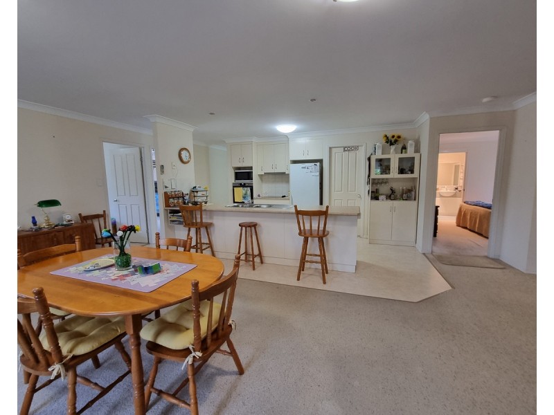 8 Lee Court, Crows Nest QLD 4355