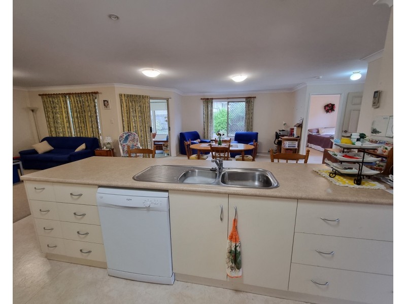 8 Lee Court, Crows Nest QLD 4355