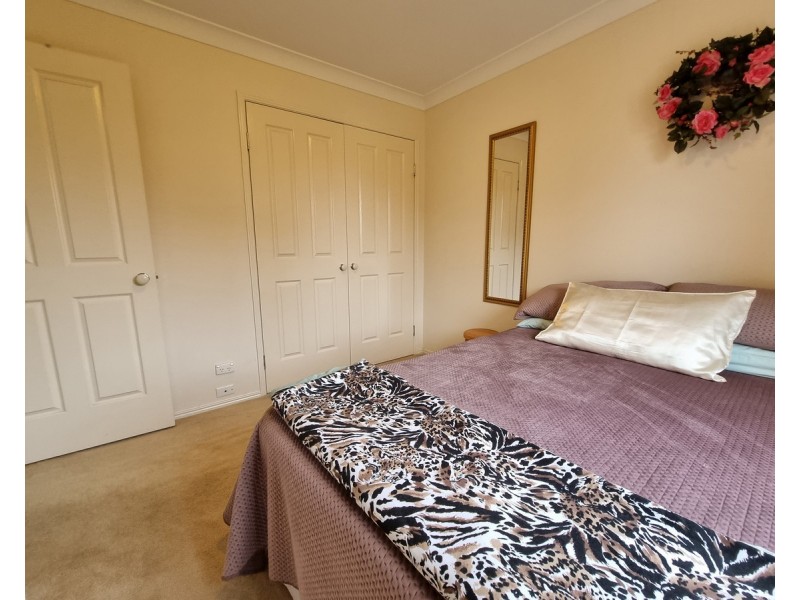 8 Lee Court, Crows Nest QLD 4355