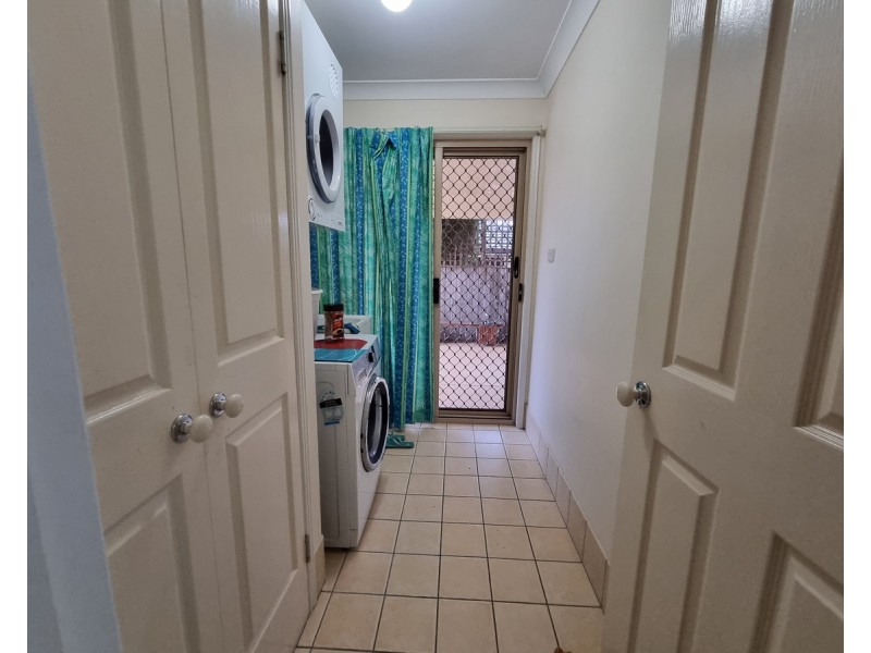 8 Lee Court, Crows Nest QLD 4355