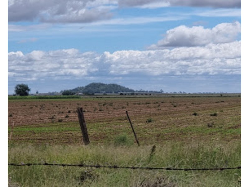 1 Oakey-Pittsworth Road, Aubigny QLD 4401