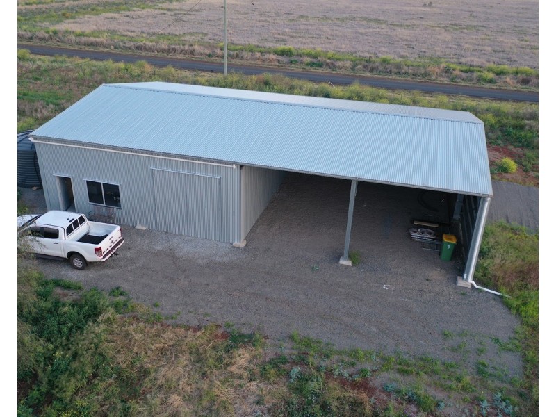 1 Oakey-Pittsworth Road, Aubigny QLD 4401