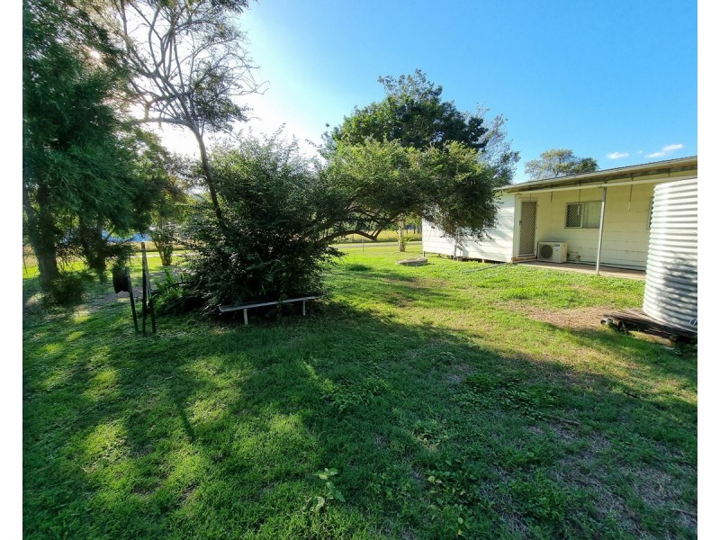 40-42 Railway Terrace, Moore QLD 4306