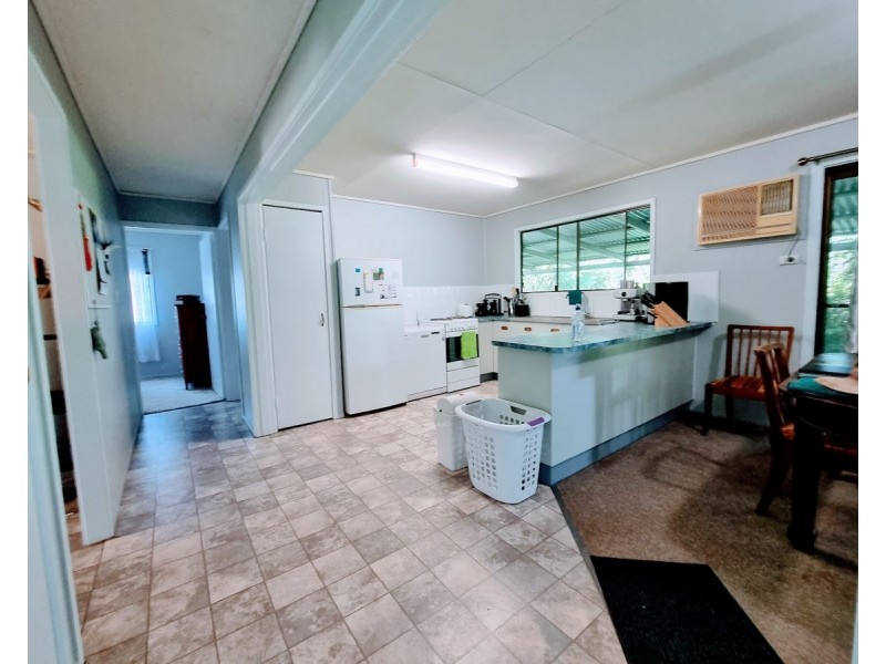 93 Larnook Street, Upper Lockyer QLD 4352