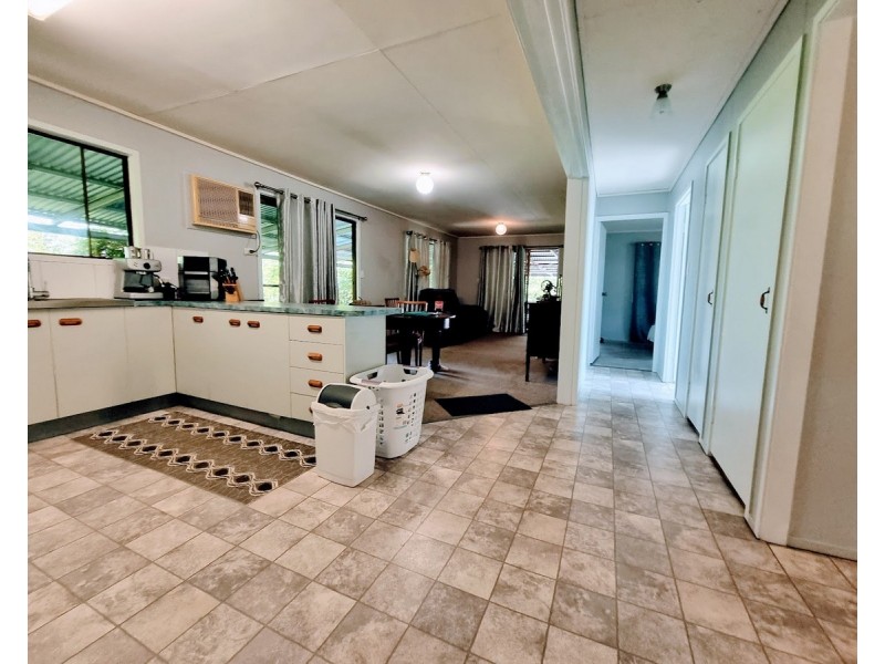 93 Larnook Street, Upper Lockyer QLD 4352