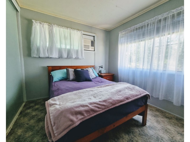 93 Larnook Street, Upper Lockyer QLD 4352