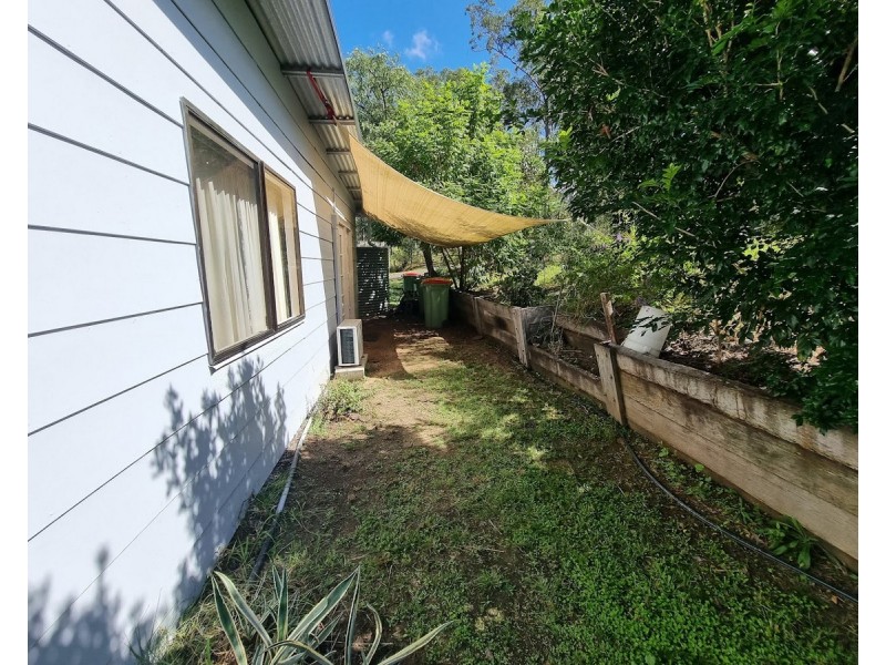 93 Larnook Street, Upper Lockyer QLD 4352