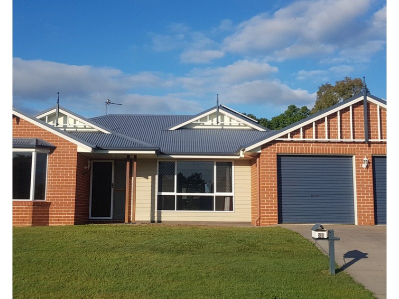 23 Laidley Street, Helidon QLD 4344