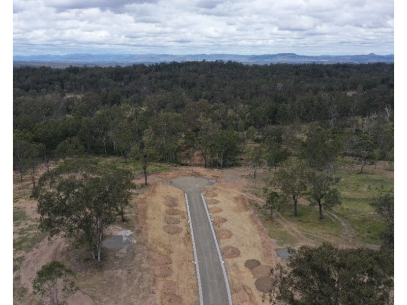 5 Goodman Drive, Murphys Creek QLD 4352