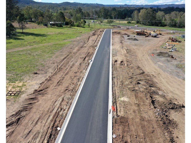 5 Goodman Drive, Murphys Creek QLD 4352