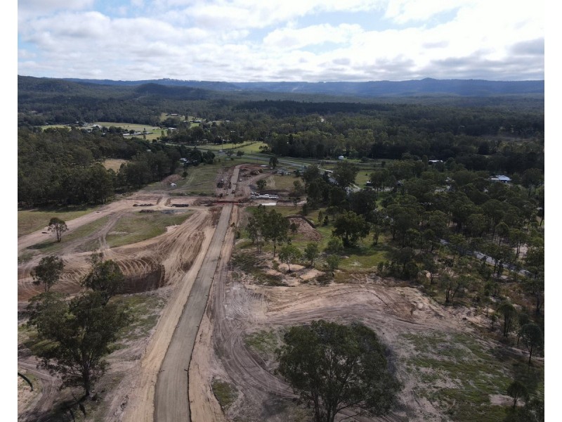 6 Goodman Drive, Murphys Creek QLD 4352