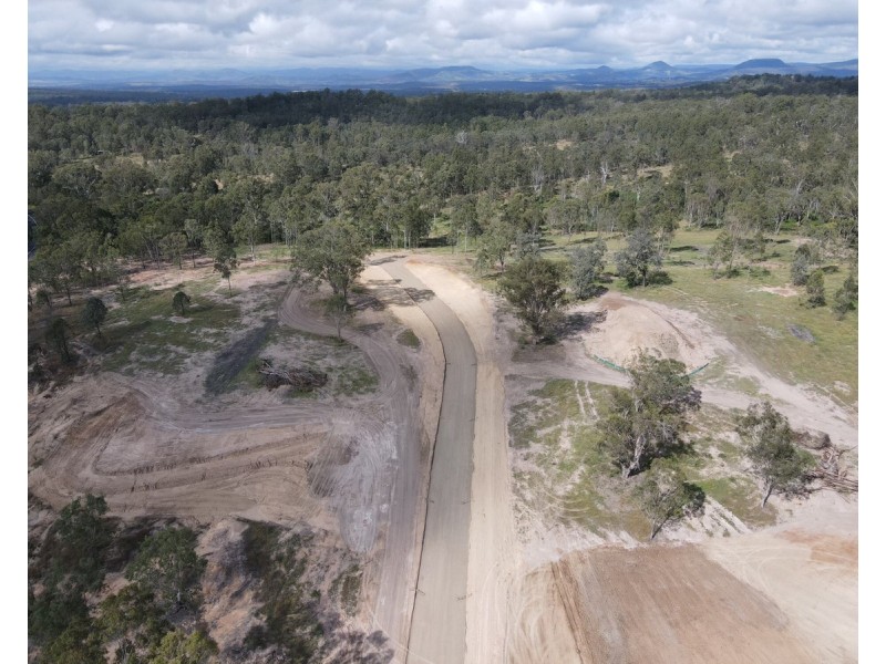 8 Goodman Drive, Murphys Creek QLD 4352