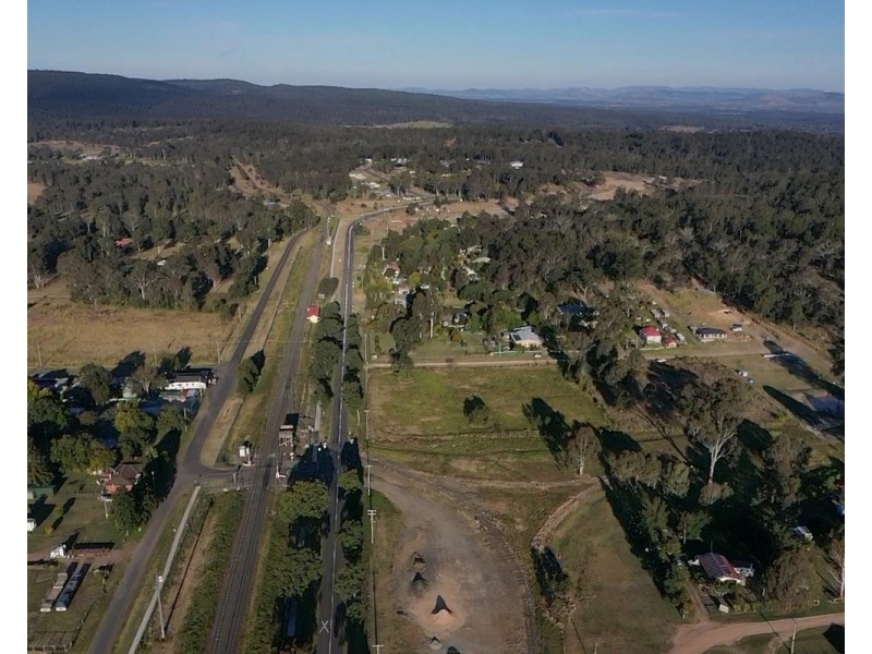 8 Goodman Drive, Murphys Creek QLD 4352