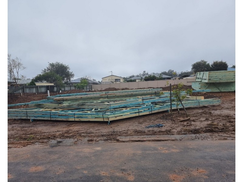 129/30 Parkland Drive, Crows Nest QLD 4355