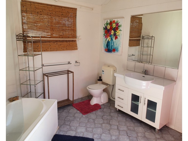 21 Pinnell Road, Crows Nest QLD 4355
