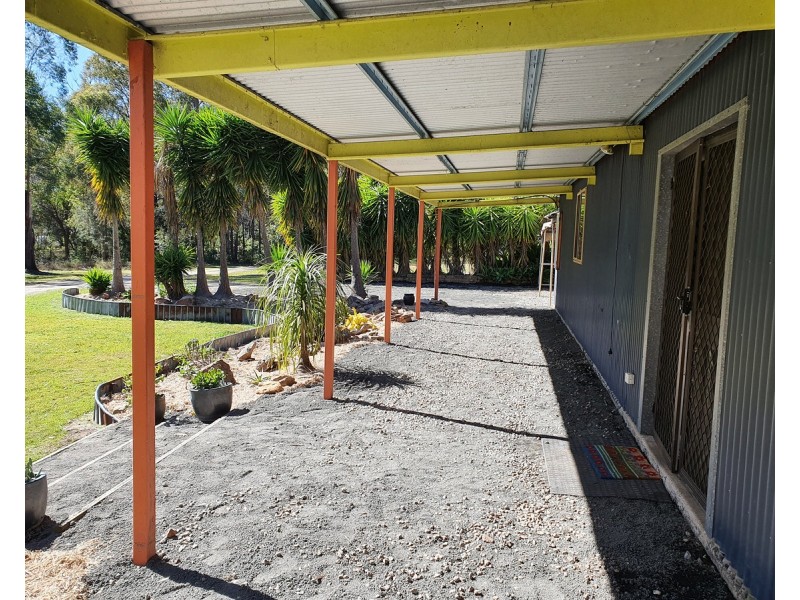 21 Pinnell Road, Crows Nest QLD 4355