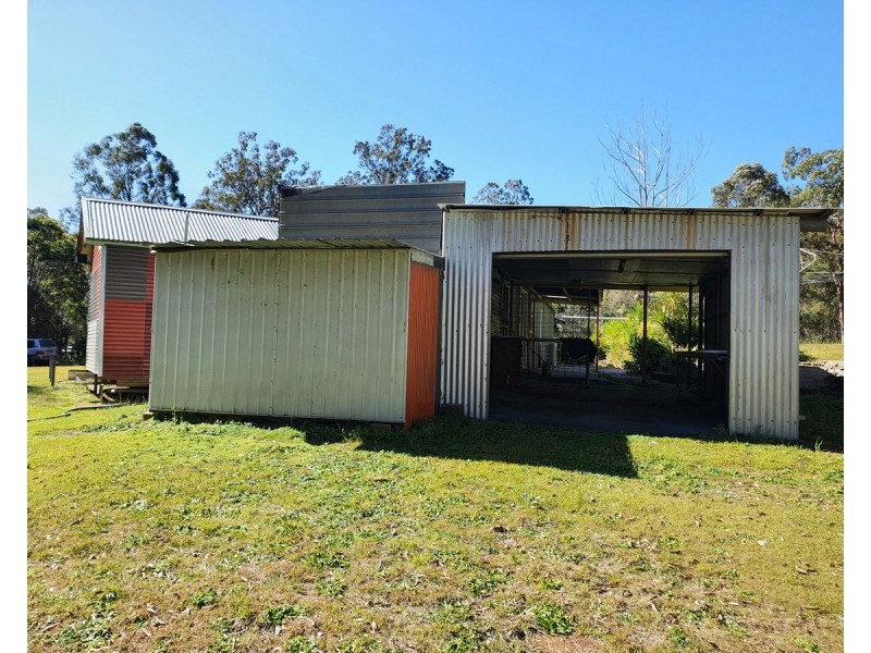 21 Pinnell Road, Crows Nest QLD 4355