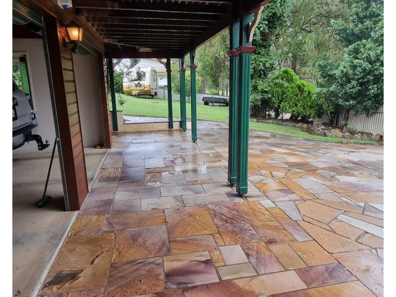 14 Railway Terrace, Crows Nest QLD 4355