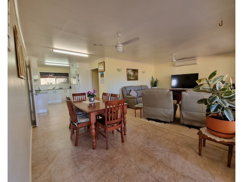 32 Hartz Road, Iredale QLD 4344