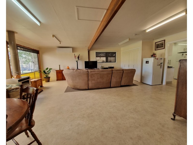 32 Hartz Road, Iredale QLD 4344