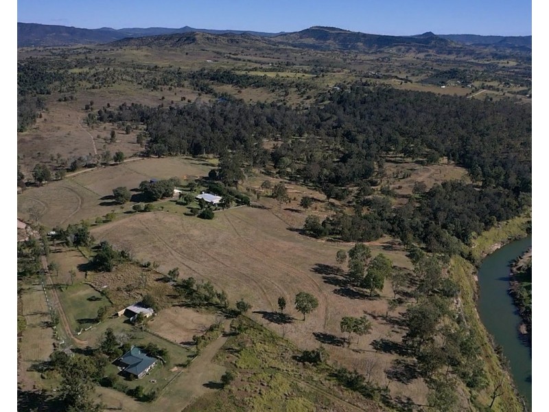 32 Hartz Road, Iredale QLD 4344