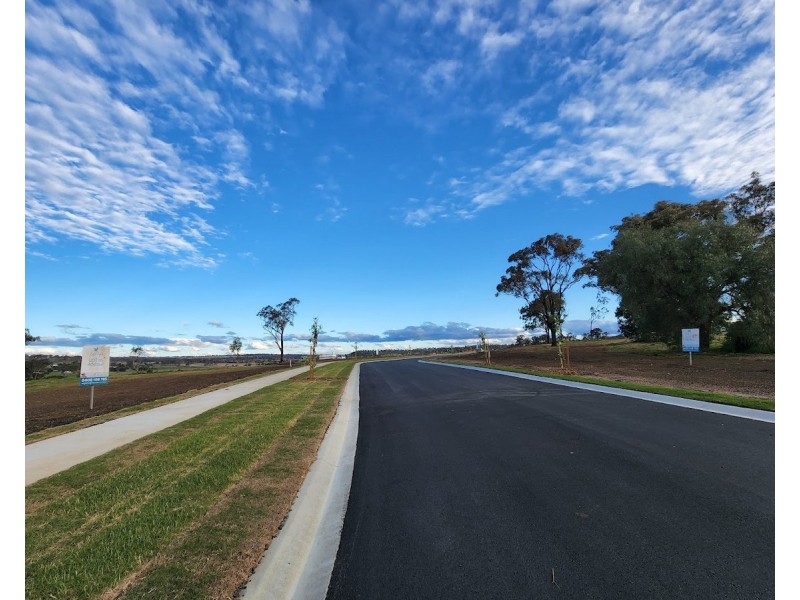 67 Aquila Drive (Eagle Heights), Meringandan West QLD 4352