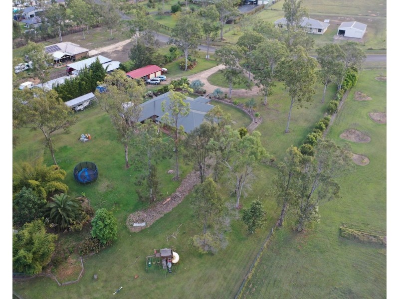 8 Legend Drive, Adare QLD 4343