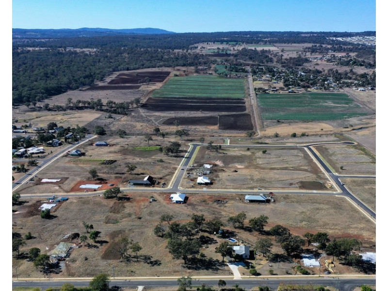 44 Aquila Drive (Eagle Heights), Meringandan West QLD 4352