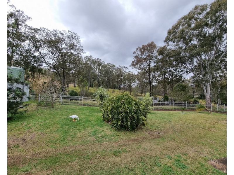 3847 New England Highway, Thornville QLD 4352