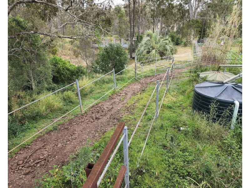 3847 New England Highway, Thornville QLD 4352