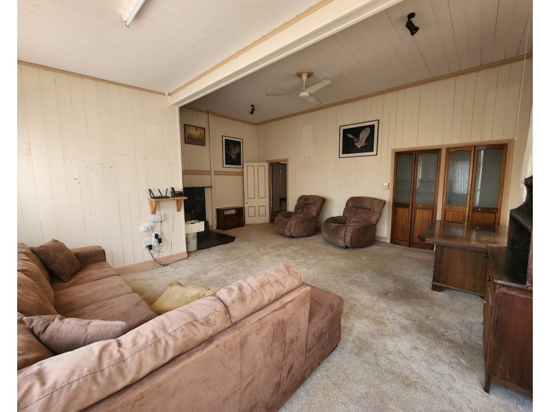 18 Nicholas Crt, Cooyar QLD 4402