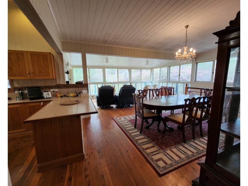 18 Nicholas Crt, Cooyar QLD 4402